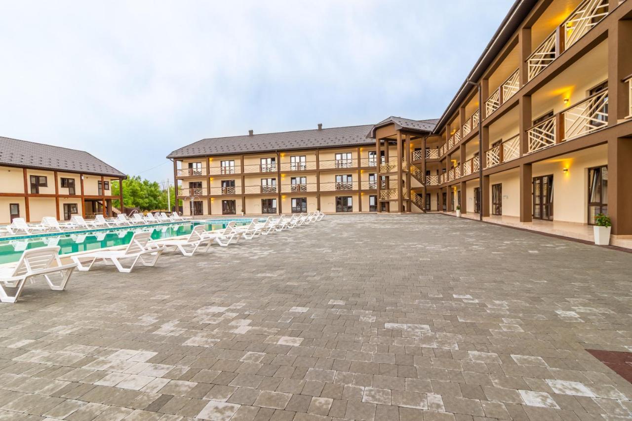 Nikoletta Hotel Solotvyno Ngoại thất bức ảnh