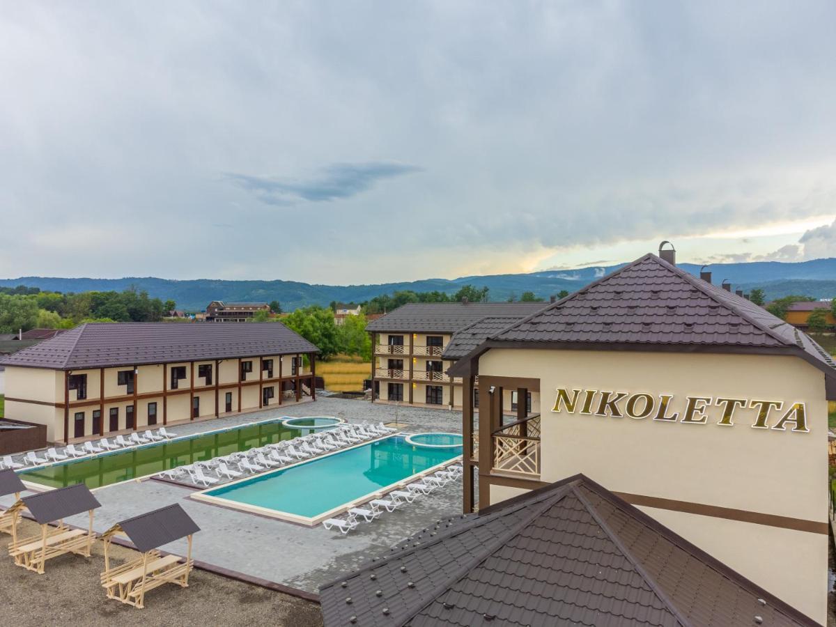 Nikoletta Hotel Solotvyno Ngoại thất bức ảnh