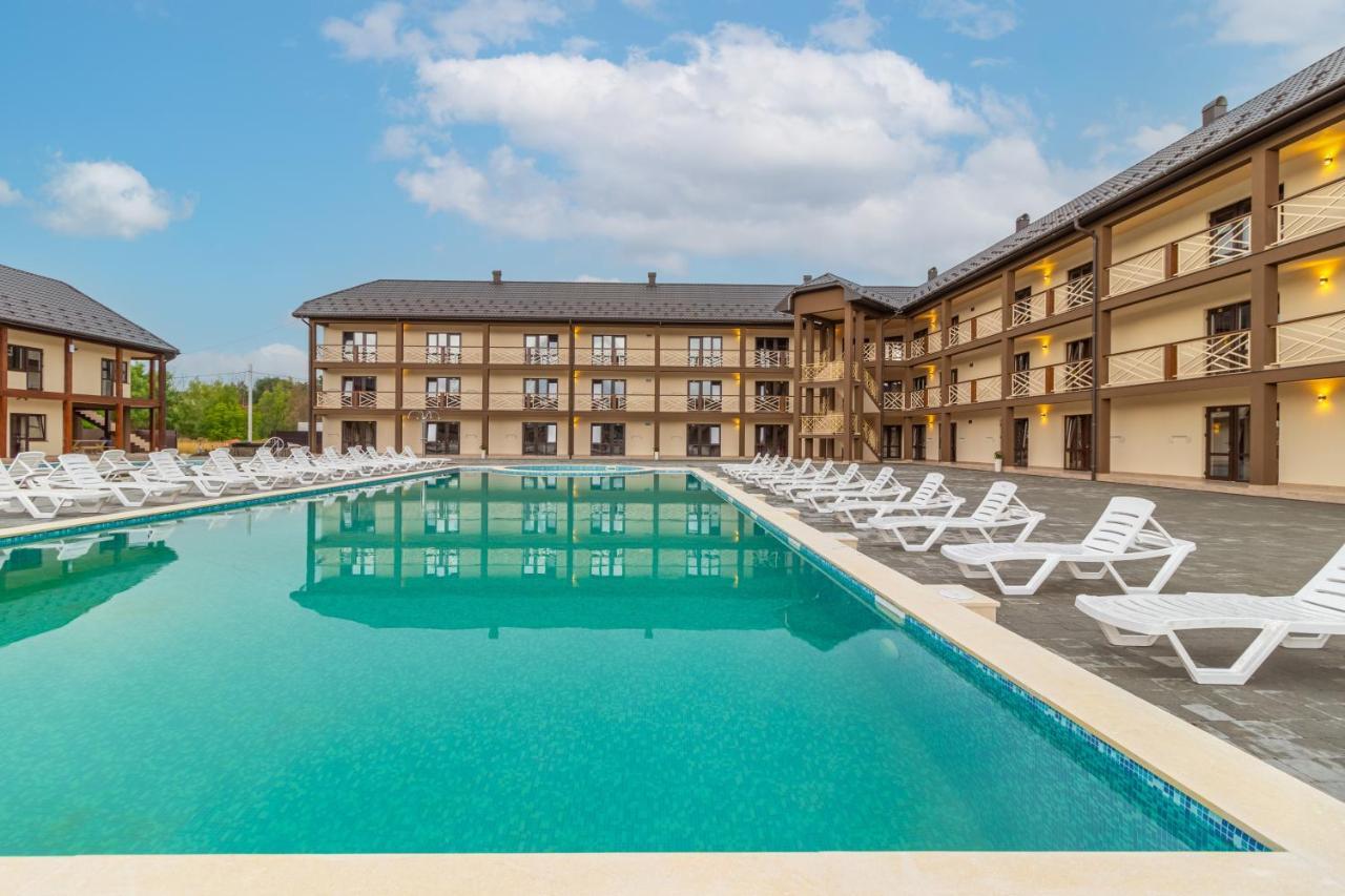 Nikoletta Hotel Solotvyno Ngoại thất bức ảnh